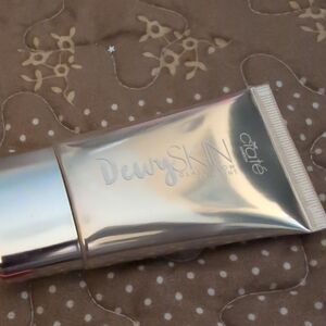 Ciaté Dewy Skin Glass Glow Primer - Silver